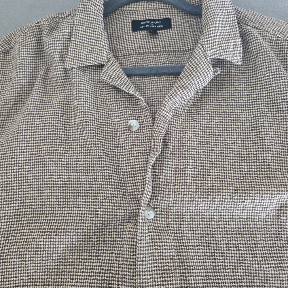 Banana Republic Men's Small Brown Check Button-Down Shirt